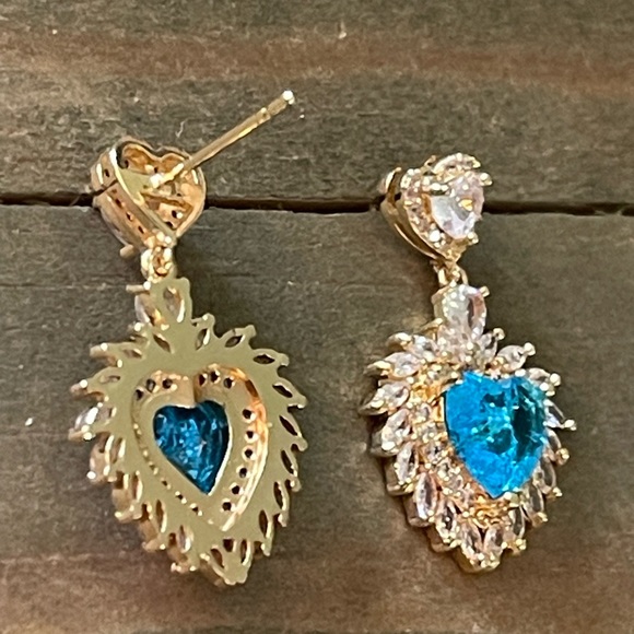 Cubic Zirconia, Blue Crystal Heart Decor Drop Gold tone Glam Luxury Earrings - Picture 3 of 8